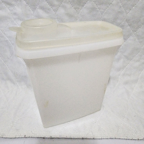 Tupperware Other - Vintage TUPPERWARE Junior Store-n-Pour Cereal Keeper White
